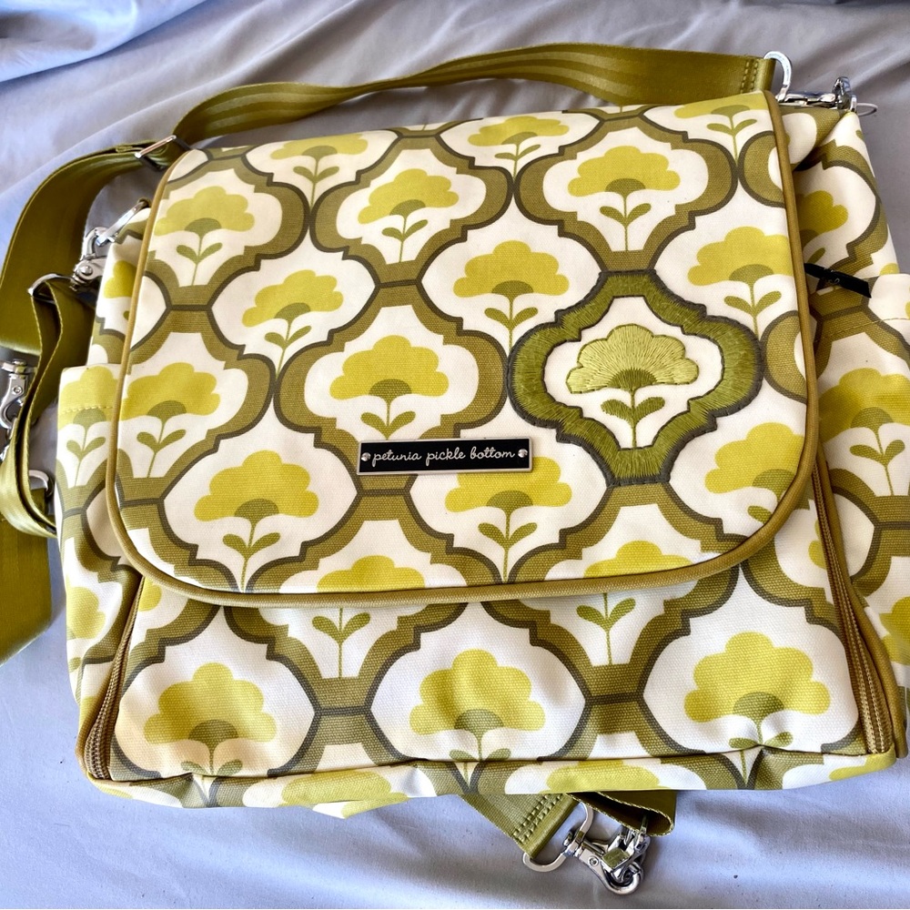 Petunia pickle bottom diaper bag back pack NEW